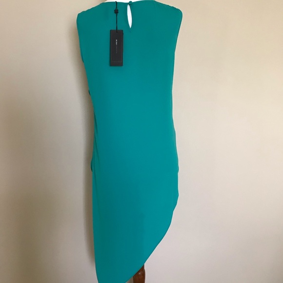 BCBG | MAXAZRIA Sleeveless asymmetric blouse - Picture 6 of 6